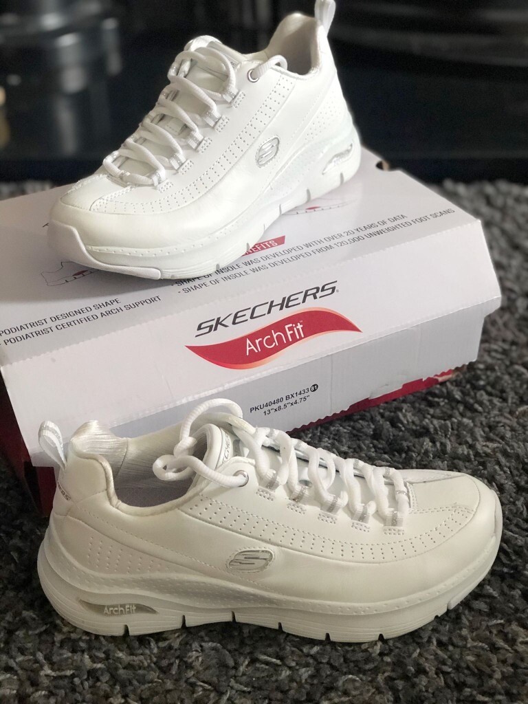 skechers arch fit city drive